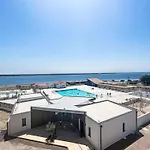 Sombrero-2 By Interhome Appartamento Le Barcarès