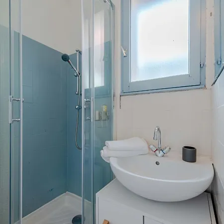 Sombrero-2 By Interhome